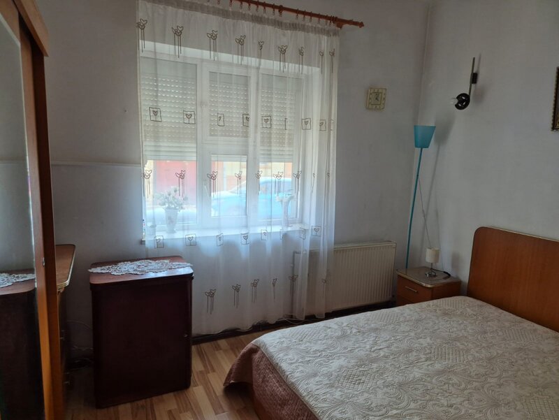 Tineretului, de vanzare apartament 2 camere, decomandat, 55 mp utili, parter